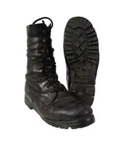 This view shows the front of the boots. thumb.