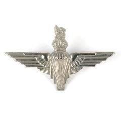 British Para Cap Badge - Kings Crown