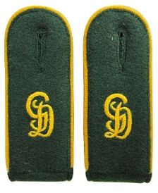 Grossdeutschland Bottle Green Shoulder Boards