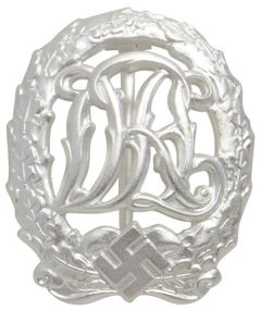 WW2 DRL Sports Badge in Silver