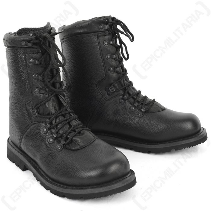 German Army Combat Boots - New-UK Size 6 (Euro 40)