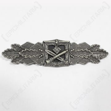German Close Combat Clasp - Antique Silver Effect