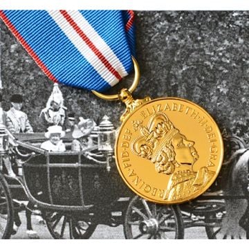 Queens GOLDEN JUBILEE Medal - Full Size