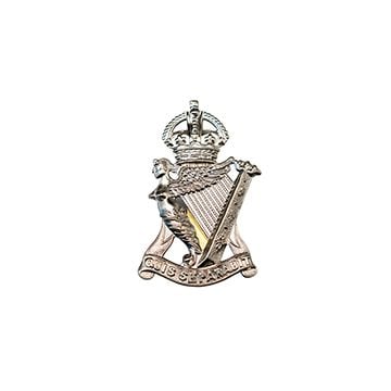 This image shows the front of the Ulster Rifles Cap Badge. -TN