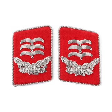 Luftwaffe Flak Division Hauptmann Collar Tabs - Red