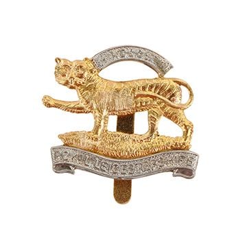 British Royal Leicestershire Regiment Cap Badge