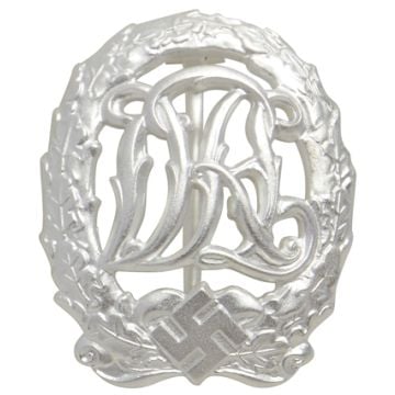 WW2 DRL Sports Badge in Silver