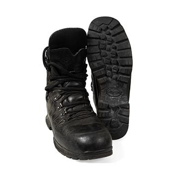 This view shows the front of the shoes. thumbnail