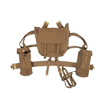 This view shows all compartments of the WW2 British 1937 Webbing Set in Khaki. -TN