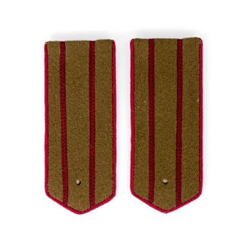 This view shows the front of the WW2 Russian Senior Officer Shoulder Boards. Thumbnail. 