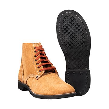 This view shows the front of the WW2 US 'Rough Out' Ankle Boots. humbnail.