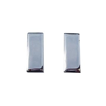 Front of pair of rectangular silver First Lieutenant Officer Rank Badges