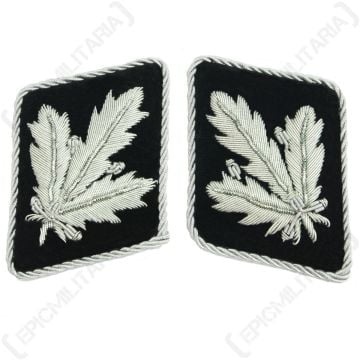 WW2 German Waffen-SS Brigadefuhrer Collar Tabs close
