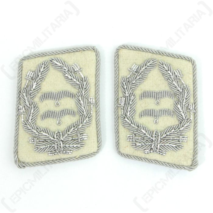 Luftwaffe HG Division Oberstleutnant Collar Tabs - White