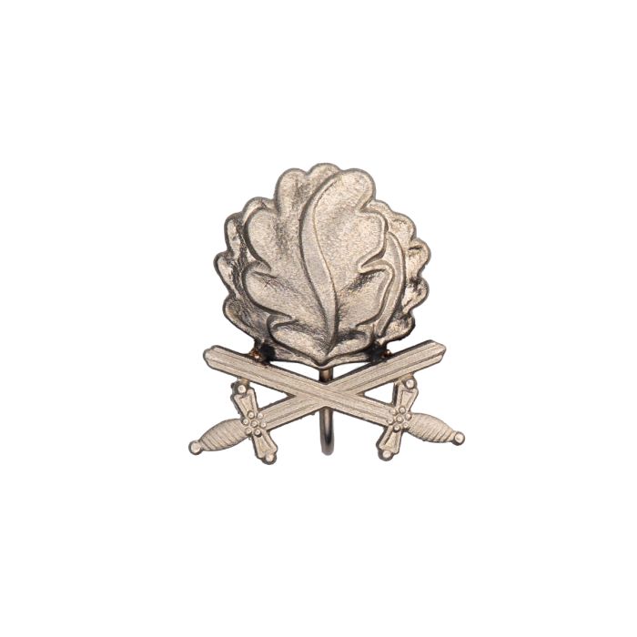 This image shows the main oakleaf with swords front