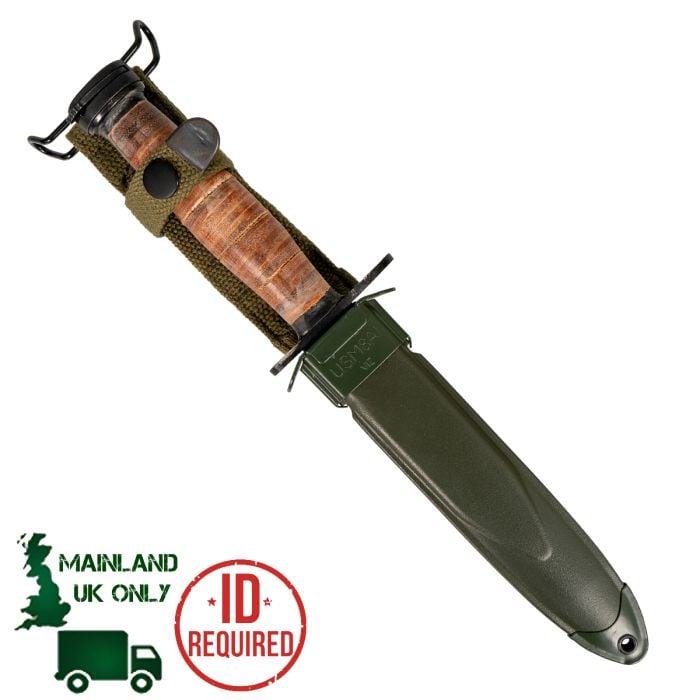 This view shows the front of the WW2 US M4 Bayonet & M8A1 Scabbard - Imperfect