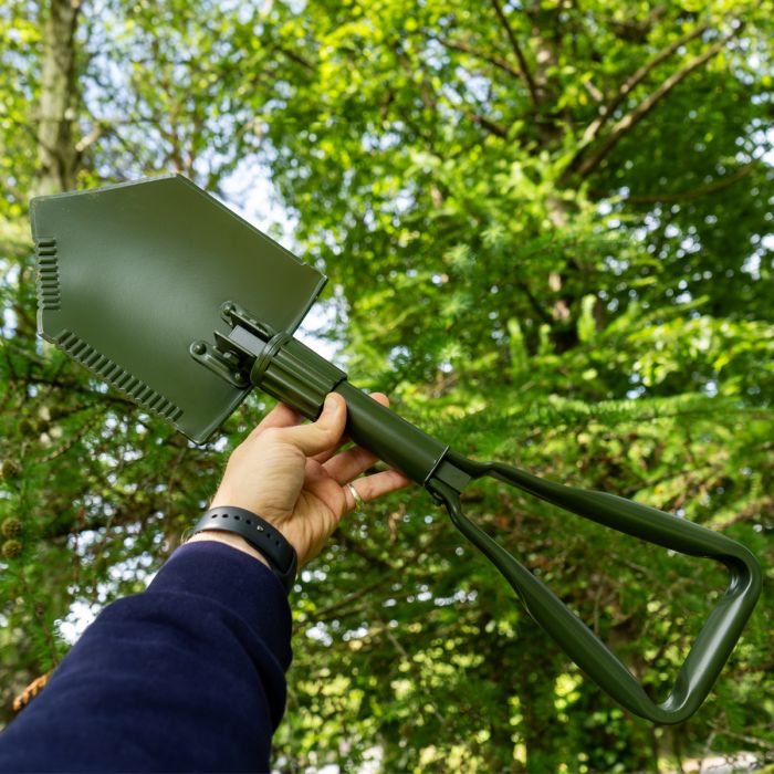 Collapsible Shovel 16