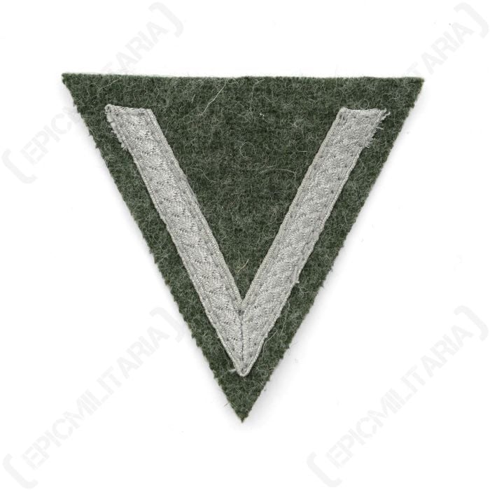 Army Gefreiter - Silver Tresse on Field grey Front