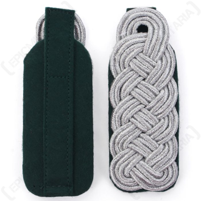 Luftwaffe Senior Field Division Officer Epaulettes (Green Piped) Main