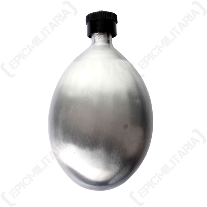 WW2 German Water Bottle - Repro Main