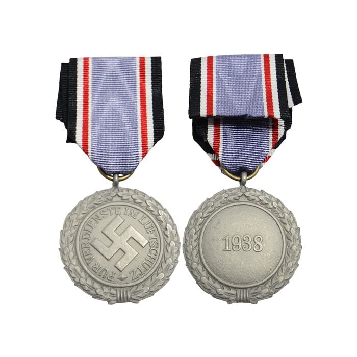 WW2 German Luftshultz Civil Defence medal 2nd Class