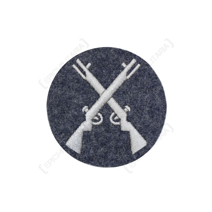 Luftwaffe Small Arms Ordnance Trade Badge