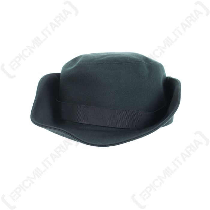 green ladies hat
